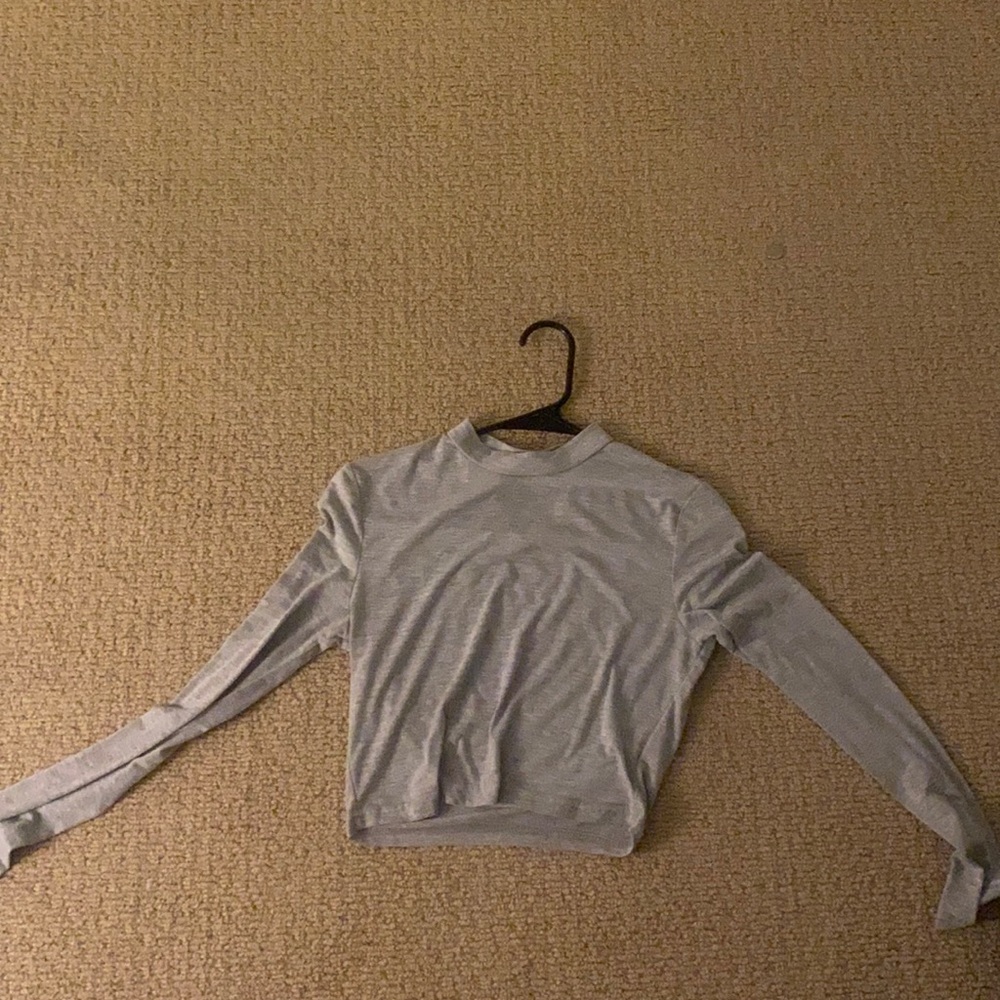 Mockneck cropped long sleeve